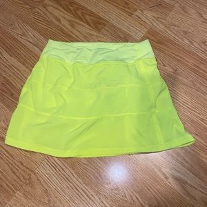 Lululemon tennis skirt size 4